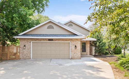 1701 Baywood Ln, Mound, MN, 55364-1105 | Card Image