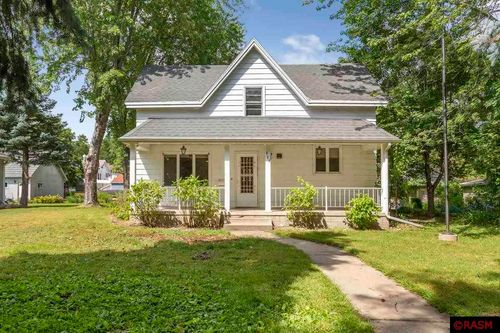 808 S 5th St, Saint Peter, MN, 56082-1416 | Card Image