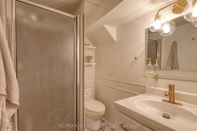291 Dufferin Ave, House other with 2 bedrooms, 2 bathrooms and 8 parking in Belleville ON | Image 29