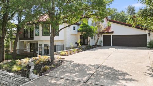 17 The Hills Dr, The Hills, TX, 78738-1537 | Card Image