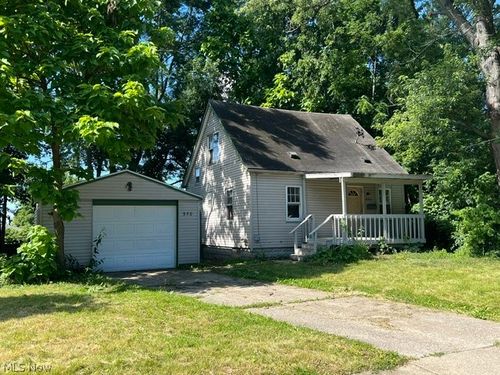 950 Silvercrest Avenue, Akron, OH, 44314 | Card Image