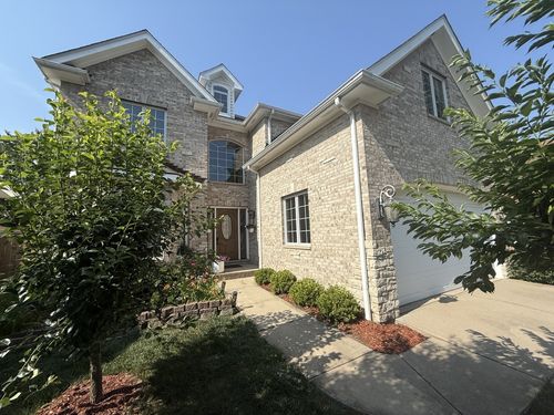 114 E 56th St, Westmont, IL, 60559-2034 | Card Image