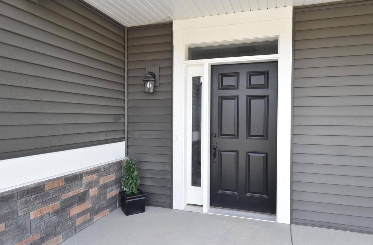 Mayflower Ct, Menomonee Falls, WI 53051