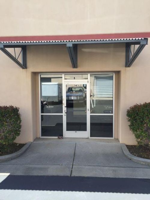 1a-143 Spring Hill Dr, Grass Valley, CA, 95945-5915 | Card Image