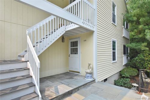 352 Carroll Close, Tarrytown, NY, 10591-5218 | Card Image