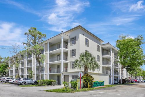 apt-409-2900 Nw 48th Ter, Lauderdale Lakes, FL, 33313-1611 | Card Image