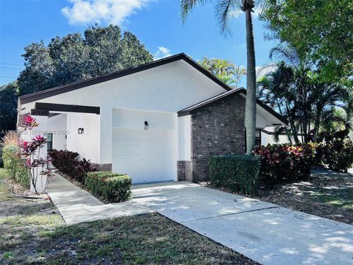 2560 Calamondin Cir, Coconut Creek, FL, 33063-9206 | Card Image