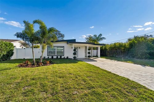 224 Timberlane Dr, Palm Harbor, FL, 34683-1035 | Card Image