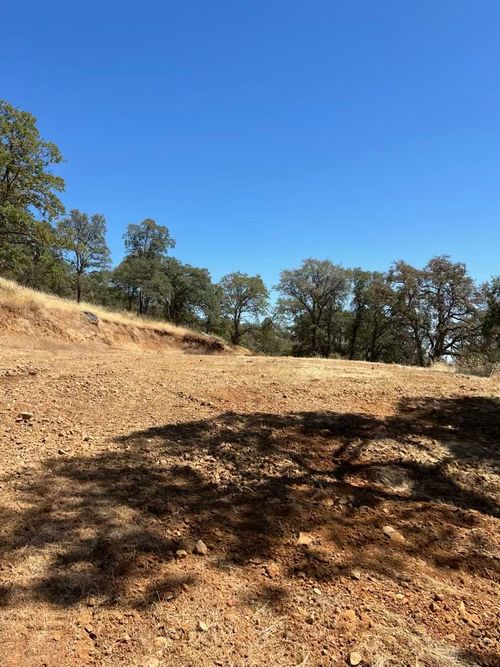 7607 White Oak Ln, Browns Valley, CA, 95918-9609 | Card Image