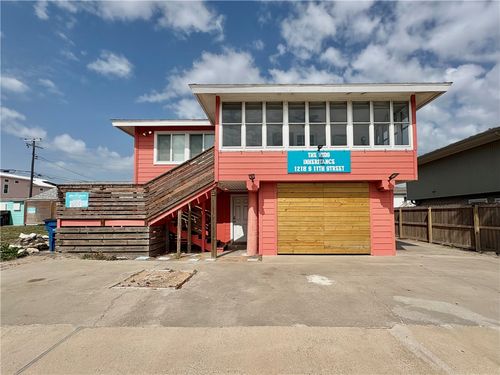 1218 S 11th St, Port Aransas, TX, 78373-5703 | Card Image