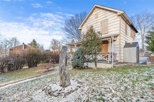 1798 Summit St, Yorktown Heights, NY, 10598-4621 | Card Image