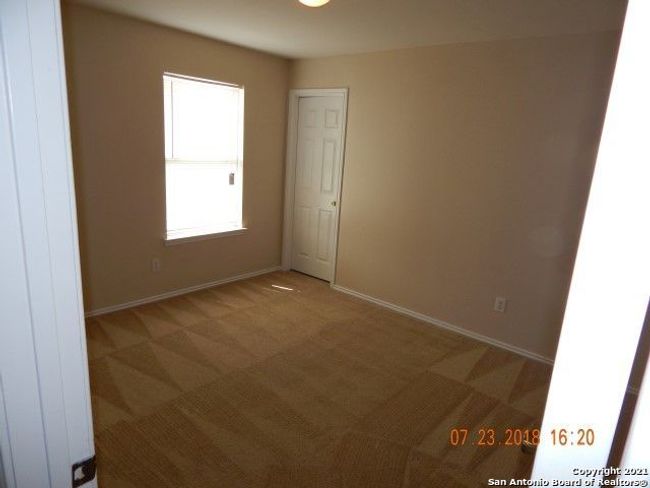 7127 Comet Mnr, House other with 3 bedrooms, 3 bathrooms and null parking in San Antonio TX | Image 14