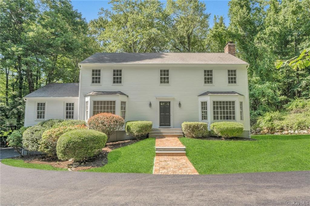Hoyt Rd, Pound Ridge, NY 10576