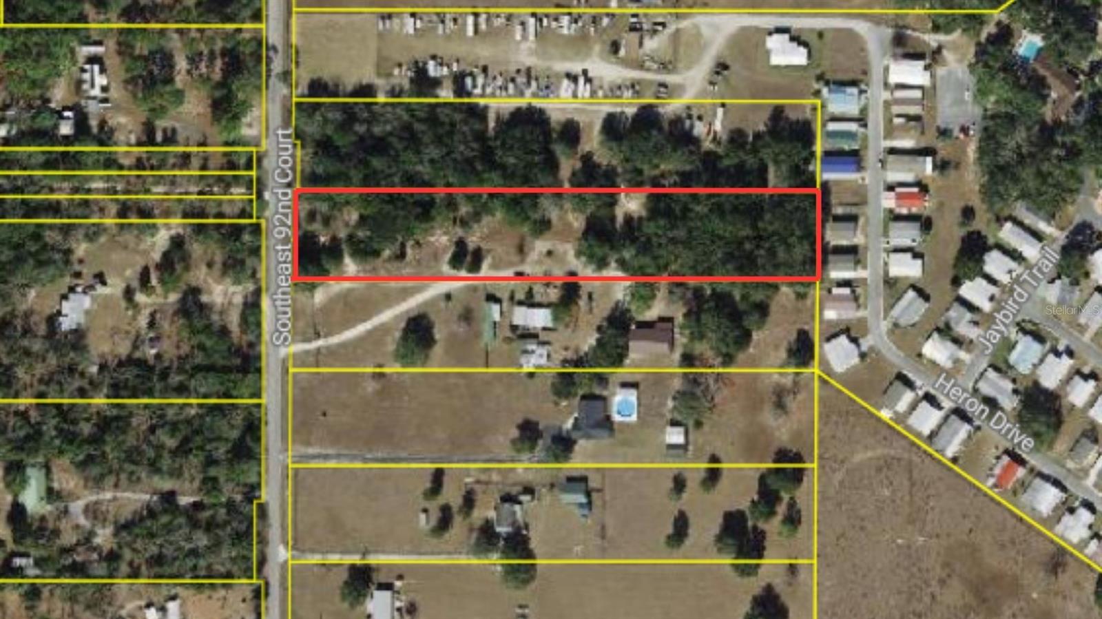 Land in BELLEVIEW