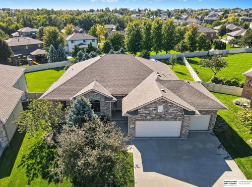 19821 Emiline St, Gretna, NE, 68028-3521 | Card Image