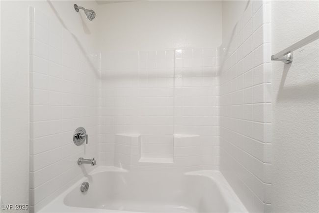 Full bath with shower / washtub combination | Image 31