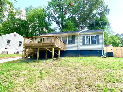 714 Woodlawn Dr, Clarksville, TN, 37040-4241 | Card Image
