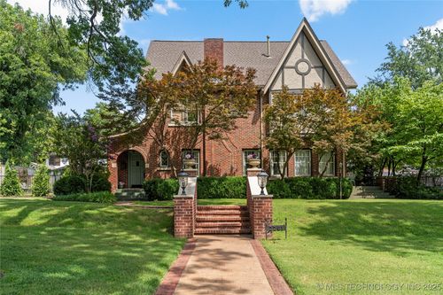 2261 Terwilleger Blvd, Tulsa, OK, 74114-1317 | Card Image