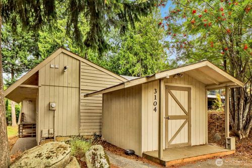 3104 Wilson Ave, Bellingham, WA, 98225-7646 | Card Image