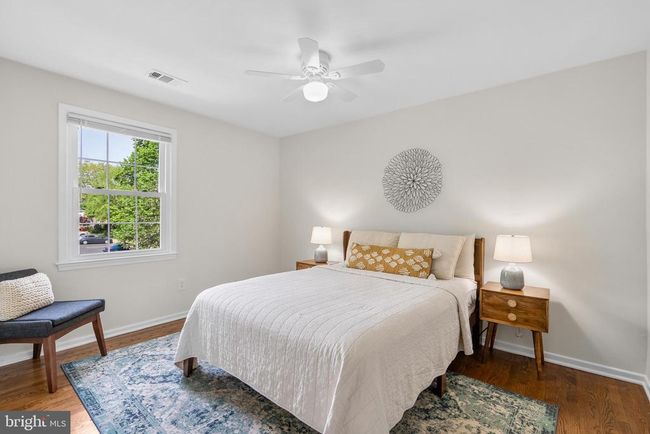 5476 Midship Ct, Townhouse with 4 bedrooms, 3 bathrooms and null parking in BURKE VA | Image 10