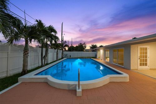 20011 Nw 12th Ct, Miami Gardens, FL, 33169-2713 | Card Image