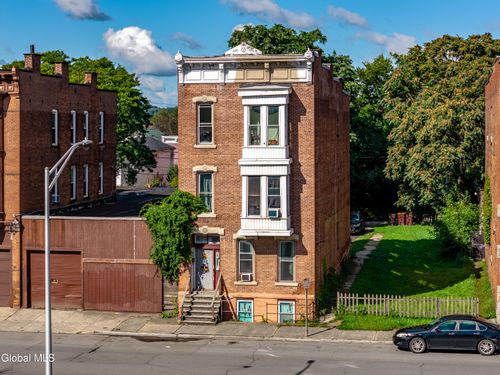 2531 6th Ave, Troy, NY, 12180-2228 | Card Image