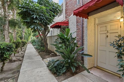 unit-3-6540 Hayvenhurst Ave, Lake Balboa, CA, 91406-5754 | Card Image