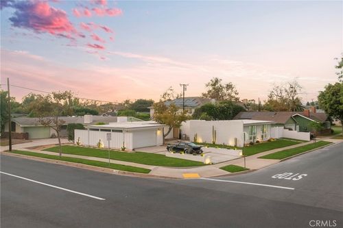 3391 Rossmoor Way, Rossmoor, CA, 90720-4344 | Card Image