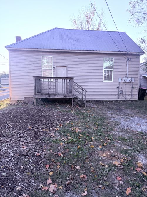 2505 Old Greenbrier Pike, Greenbrier, TN, 37073-4504 | Card Image