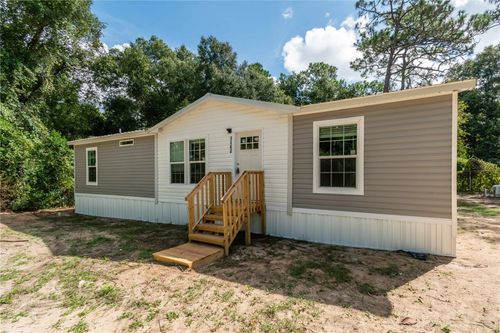 1143 Se 159th Ct, SILVER SPRINGS, FL, 34488-8122 | Card Image