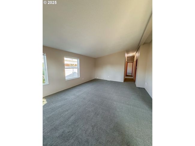 UNIT-13 - 3355 N Delta Hwy, House other with 3 bedrooms, 2 bathrooms and null parking in Eugene OR | Image 9