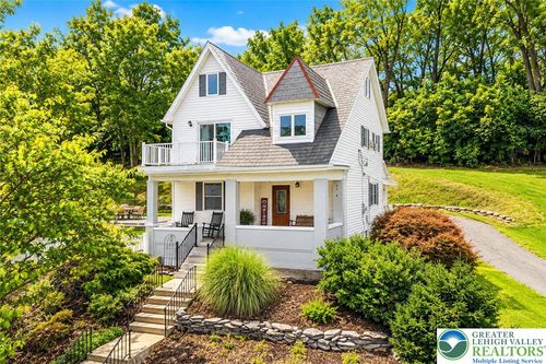 5525 Lehigh St, WHITEHALL, PA, 18052-1709 | Card Image