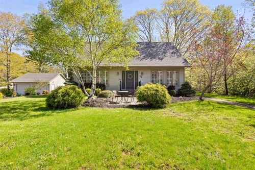 158 Buckingham Dr, Stillwater Lake, NS, B3Z1G2 | Card Image