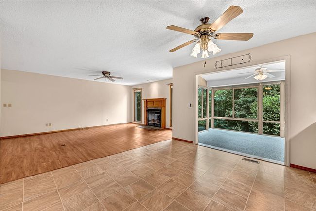 22 Knighton Dr, House other with 3 bedrooms, 2 bathrooms and null parking in Bella Vista AR | Image 6
