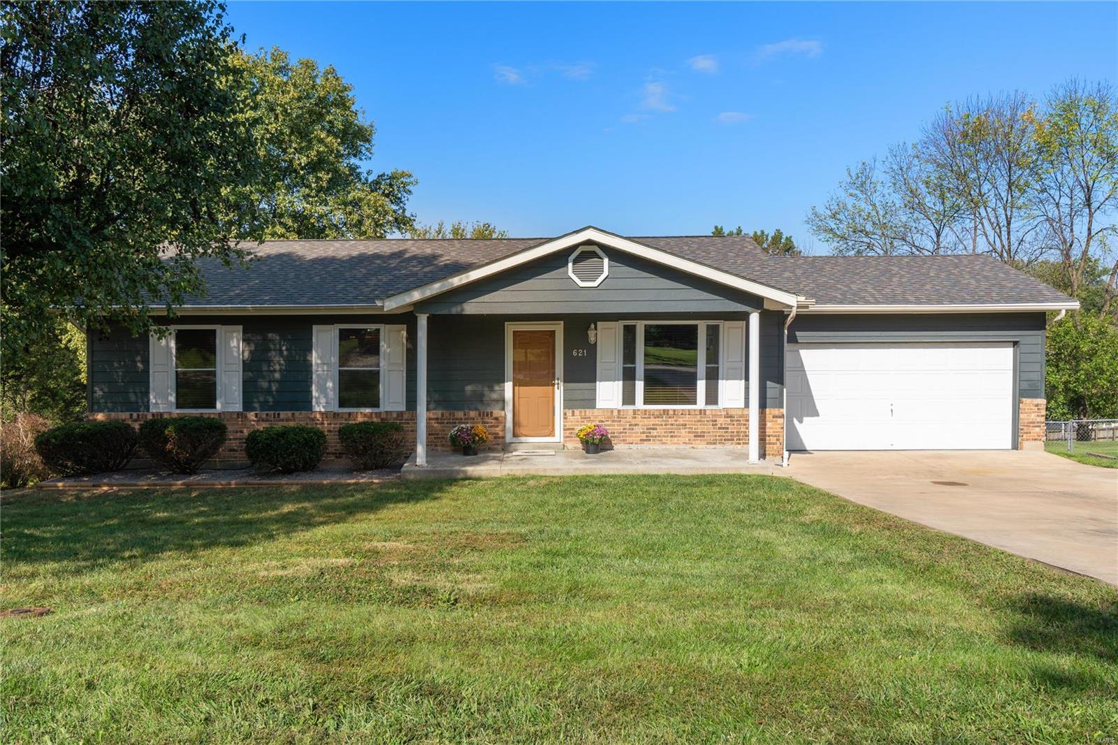 Wallach Dr, Eureka, MO 63025