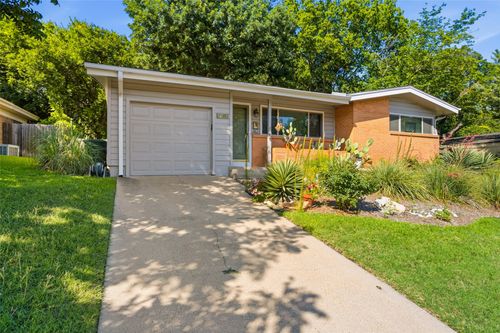 4029 Eldridge St, Fort Worth, TX, 76107-7218 | Card Image