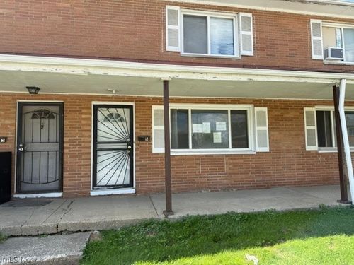 6-4906 Banbury Court, Warrensville Heights, OH, 44128 | Card Image