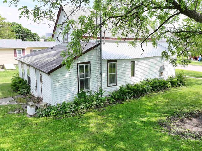 214 W Main St, House other with 1 bedrooms, 1 bathrooms and null parking in Lime Springs IA | Image 13