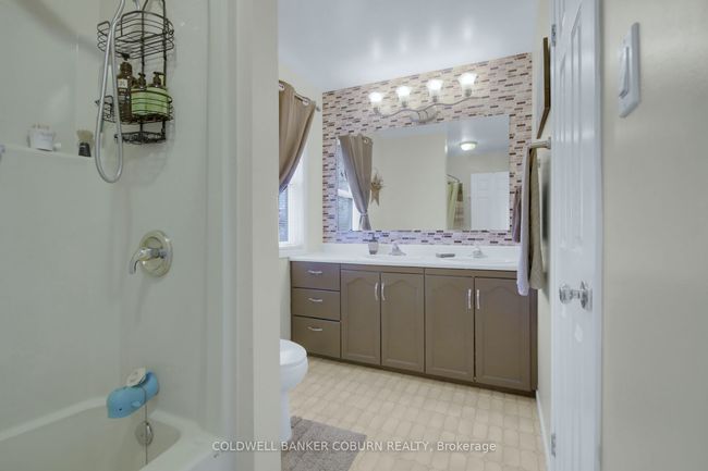 10658 Main St, House other with 4 bedrooms, 2 bathrooms and 3 parking in South Mountain ON | Image 23