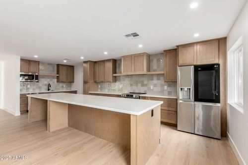 1433 E Hudson Dr, Tempe, AZ, 85281-5907 | Card Image