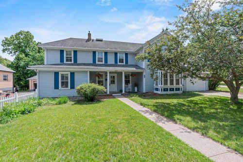 27 9th Street, CLINTONVILLE, WI, 54929 | Card Image