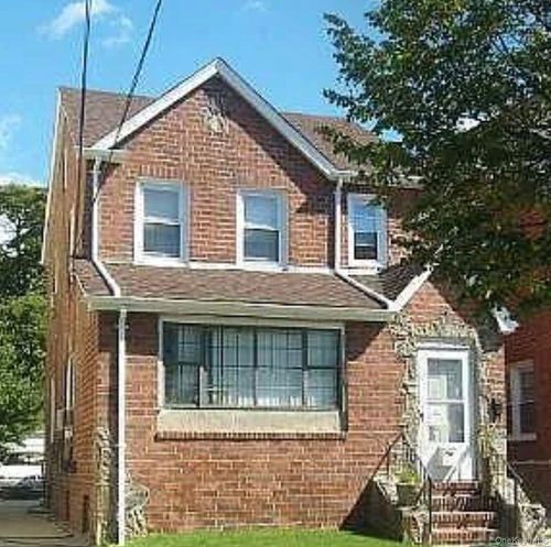 2nd-floor-24125 144th Ave, Rosedale, NY, 11422-2303 | Card Image