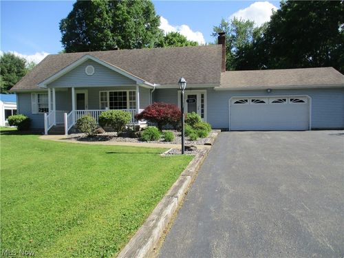 631 Ravine Dr, Youngstown, OH, 44505-1607 | Card Image