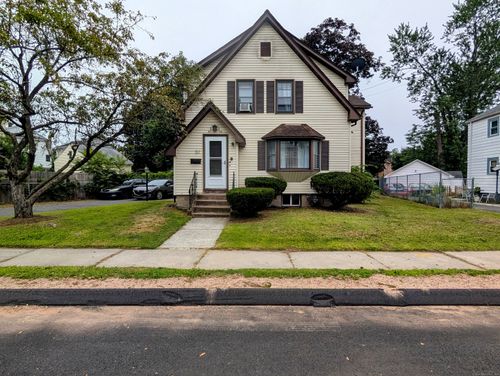 51 Daniel St, East Hartford, CT, 06108-2412 | Card Image