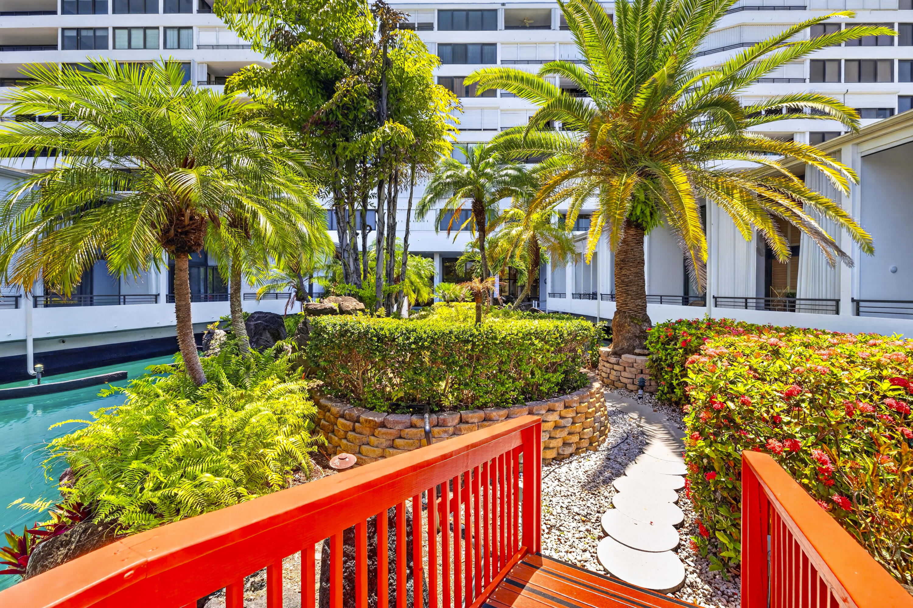 Residential in South Palm Beach 2