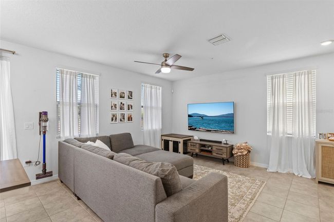 1425 Prairie Meadows Way, Townhouse with 3 bedrooms, 3 bathrooms and null parking in OCOEE FL | Image 11