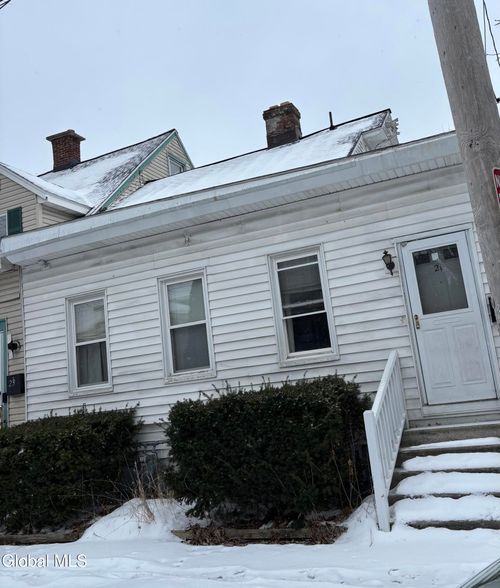 21 Moore St, Albany, NY, 12202-1244 | Card Image