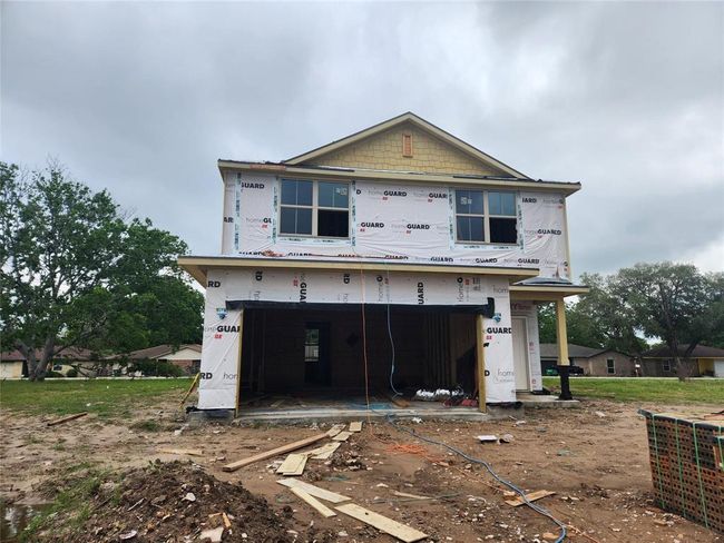 10 Green Briar Loop, House other with 4 bedrooms, 3 bathrooms and null parking in Angleton TX | Image 5