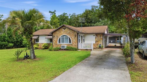 324 Riviera Dr, Debary, FL, 32713-3622 | Card Image