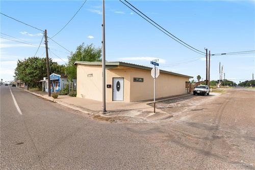293 N 7th Street, Raymondville, TX, 78580 | Card Image